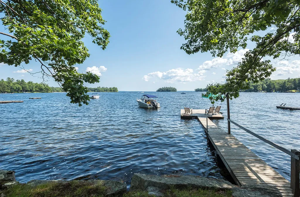 10 Granite Road Naples ME 04055