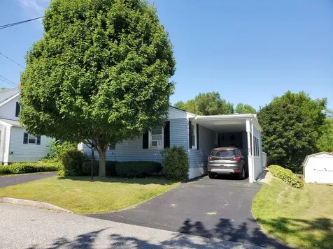 7 Roy Avenue Auburn ME 04210