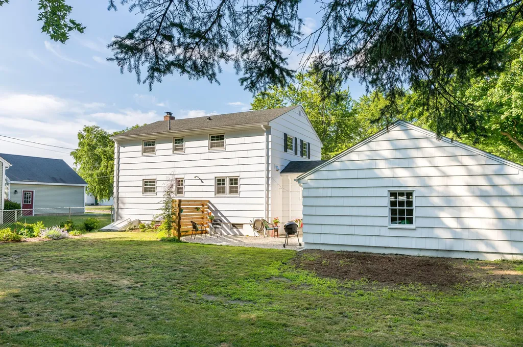 287 Ludlow Street Portland ME 04102