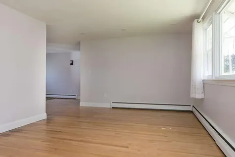 17 Summerglen Road South Portland ME 04106