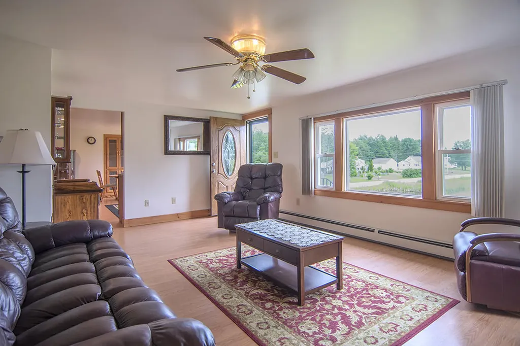 69 Brackett Road Gorham ME 04038