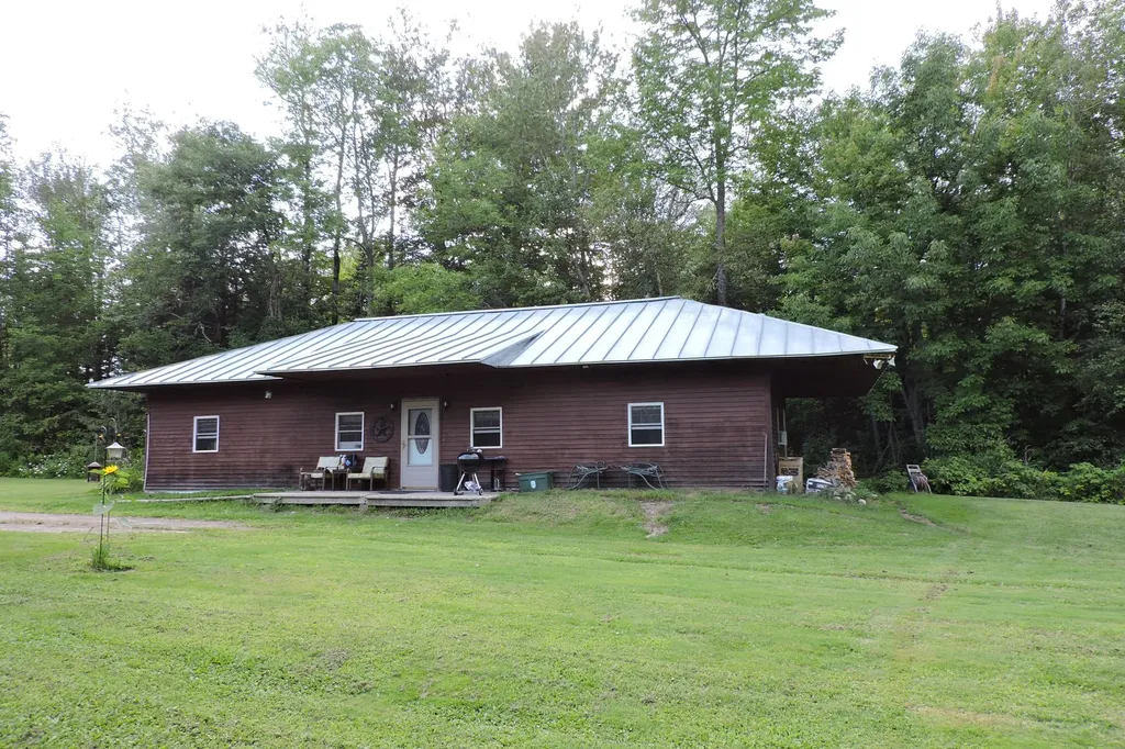 286 E Benton Road Benton ME 04901