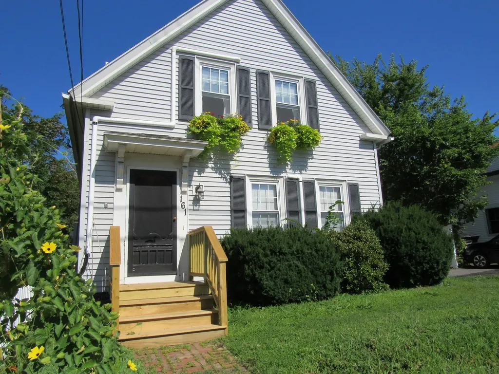161 Main Street Belgrade ME 04917