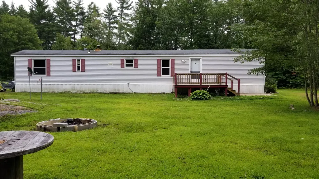31 Reed Lane Lebanon ME 04027