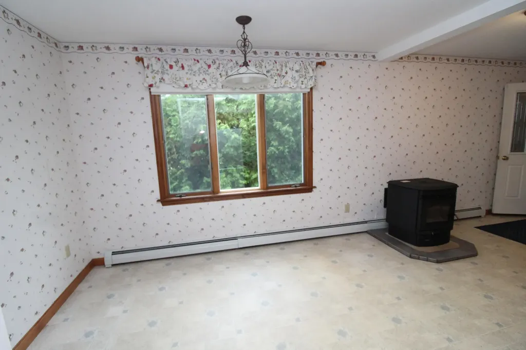 117 Crestmont Road Bangor ME 04401