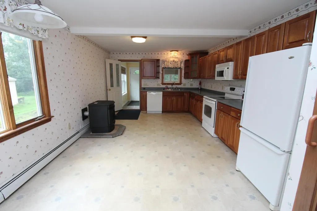117 Crestmont Road Bangor ME 04401