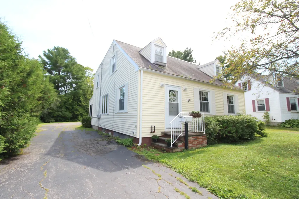 117 Crestmont Road Bangor ME 04401