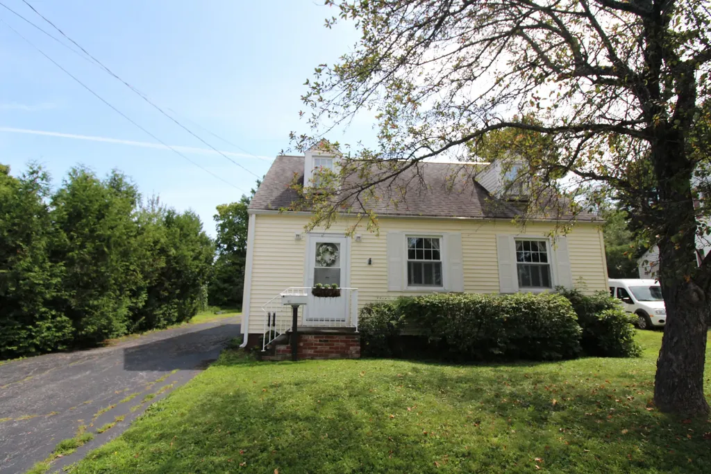 117 Crestmont Road Bangor ME 04401