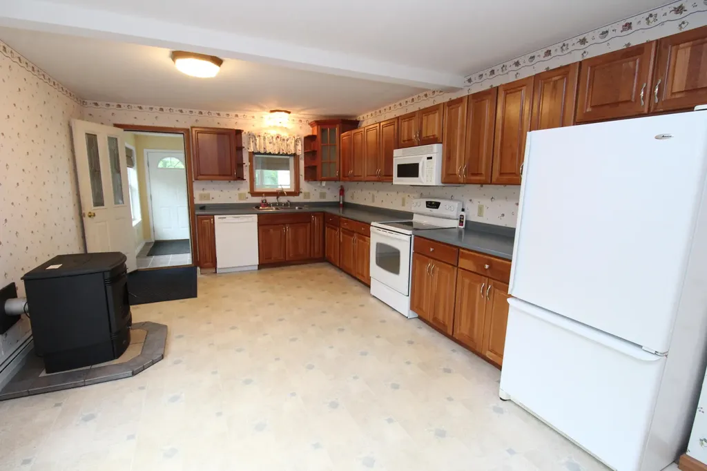 117 Crestmont Road Bangor ME 04401