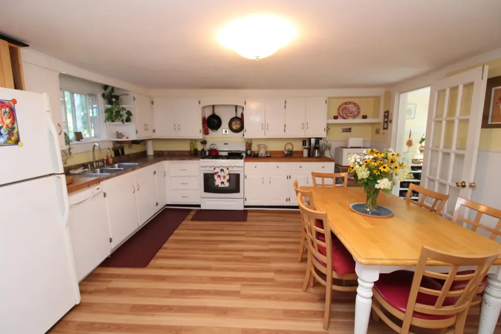 33 Pond Street Orono ME 04473