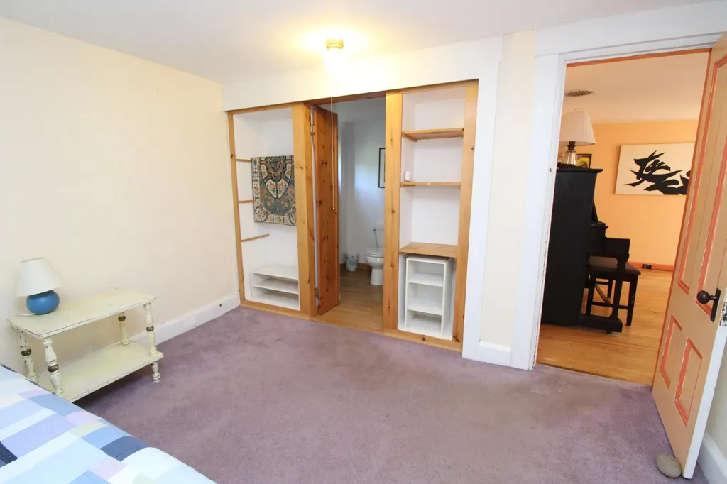 33 Pond Street Orono ME 04473