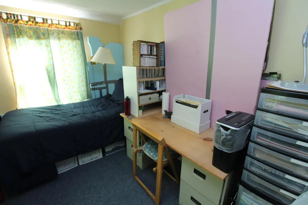 33 Pond Street Orono ME 04473