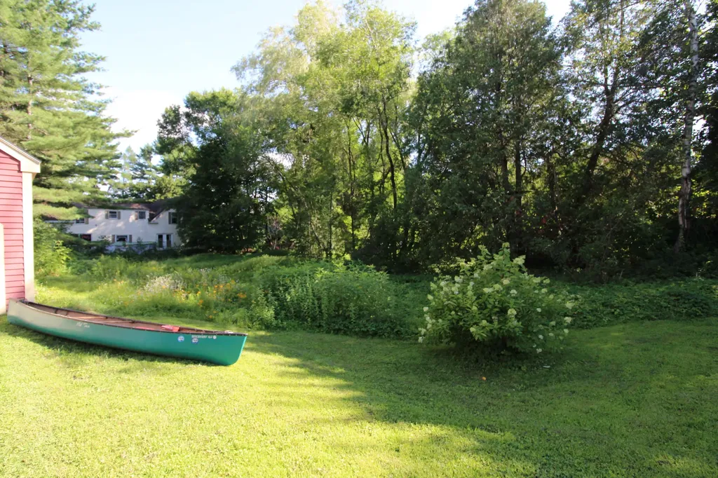 33 Pond Street Orono ME 04473