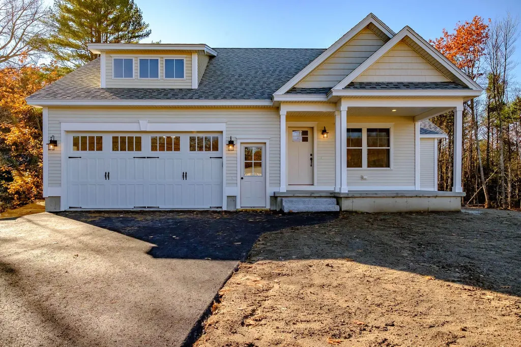 51 Ocean Greens Drive Saco ME 04072