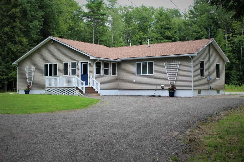 80 Carpenter Road Poland ME 04274