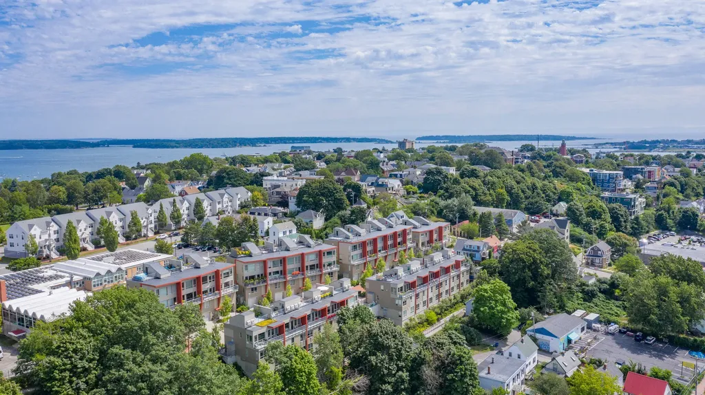 220 Sheridan Street Portland ME 04101