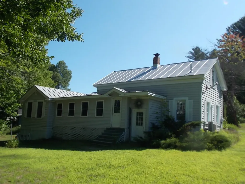 4 French Hill Road Solon ME 04979