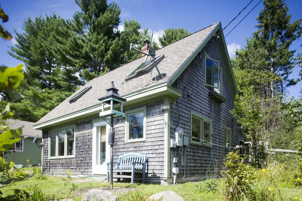199 Monroe Road Winterport ME 04496