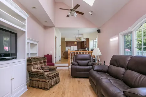 32 Colonial Drive Durham ME 04222