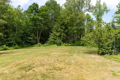 32 Colonial Drive Durham ME 04222