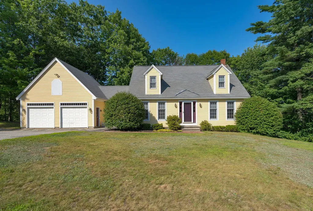 4 Tammy Lane Windham ME 04062