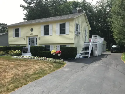 31 Church Street Scarborough ME 04074