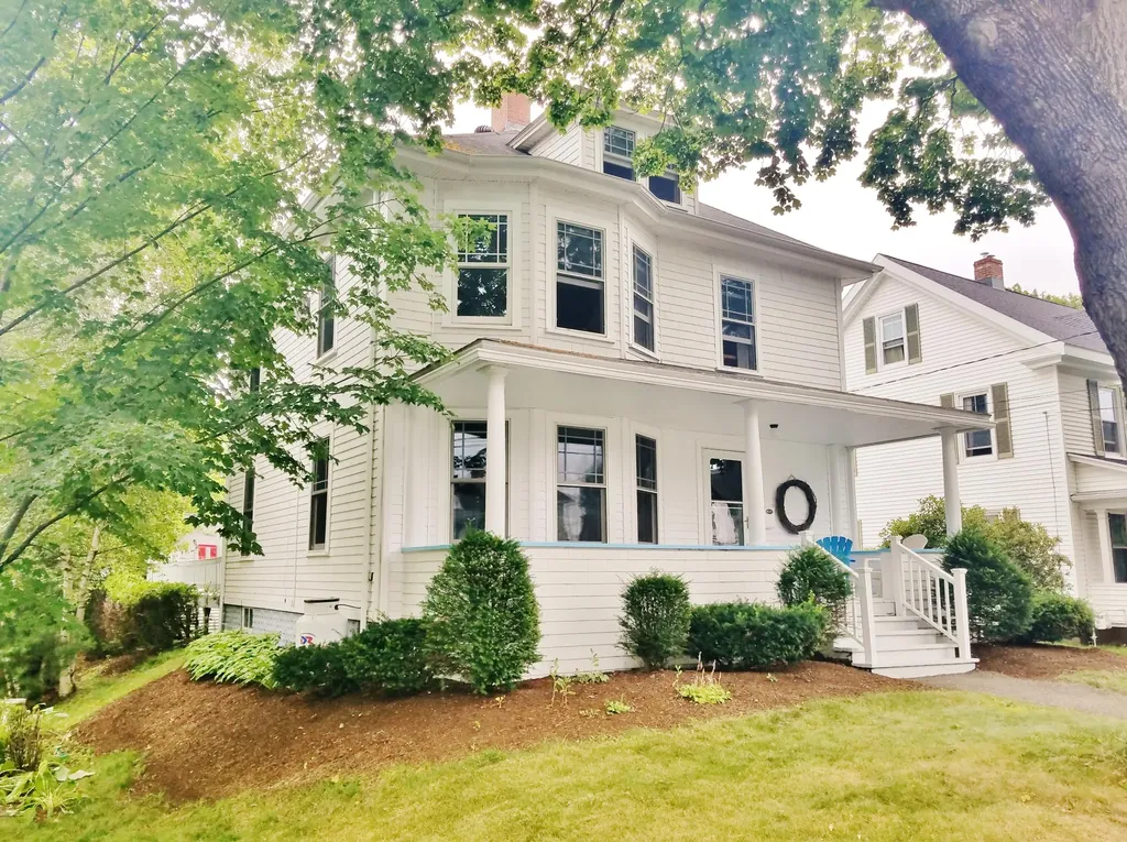 86 Royal Road Bangor ME 04401