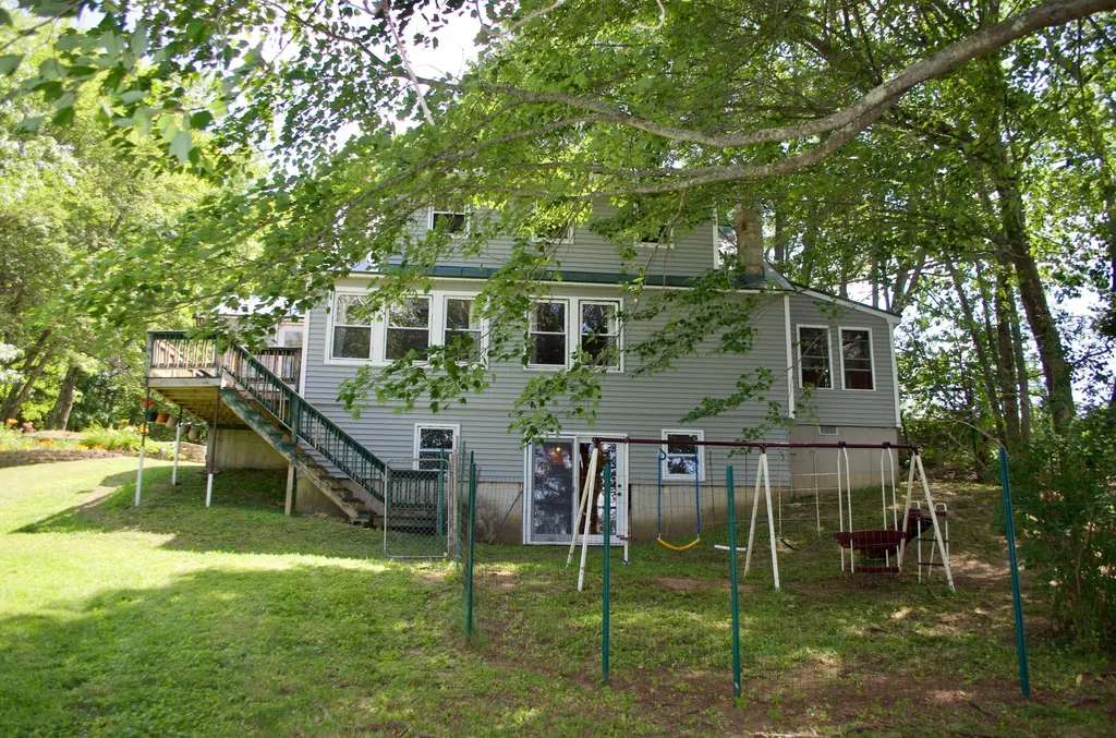 8 29th Fire Road China ME 04358