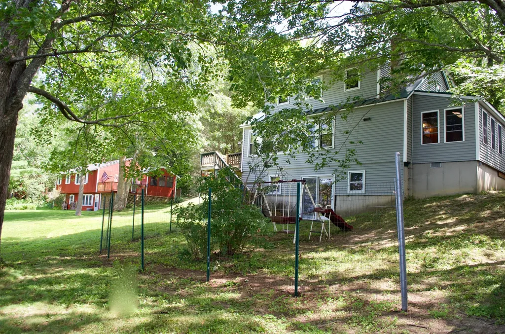 8 29th Fire Road China ME 04358