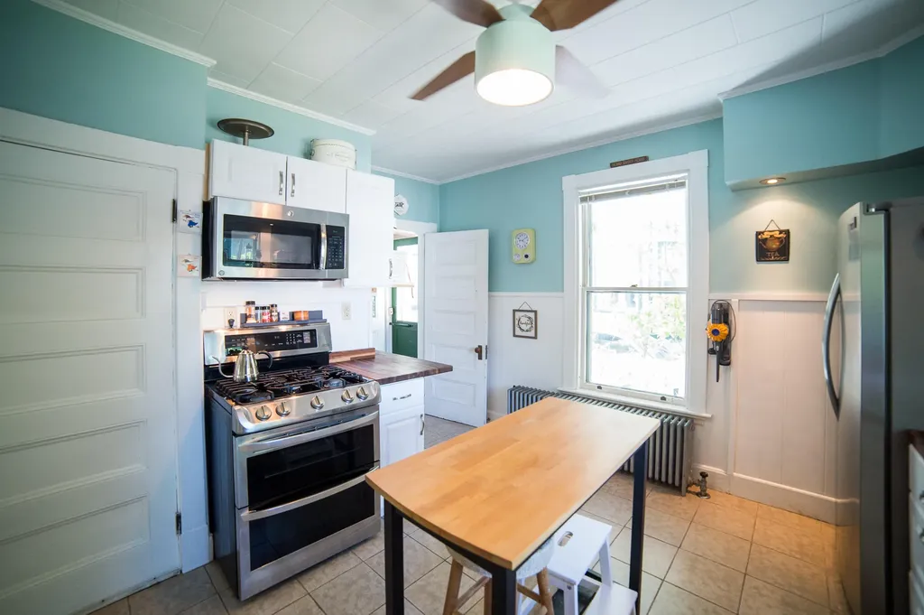 214 Broadway Bangor ME 04401