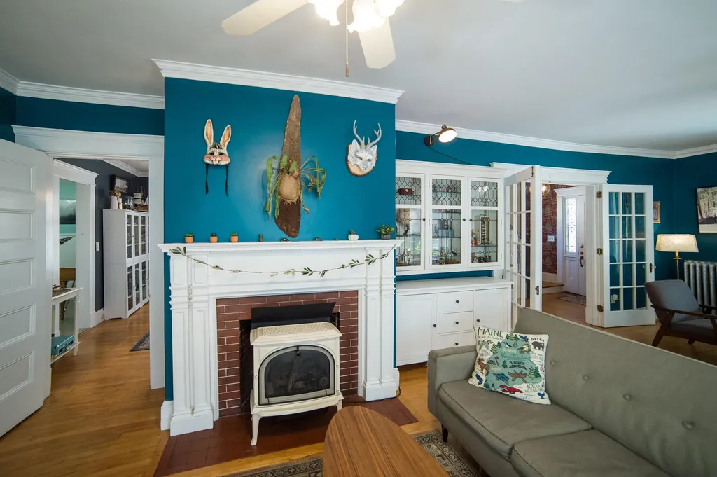 214 Broadway Bangor ME 04401