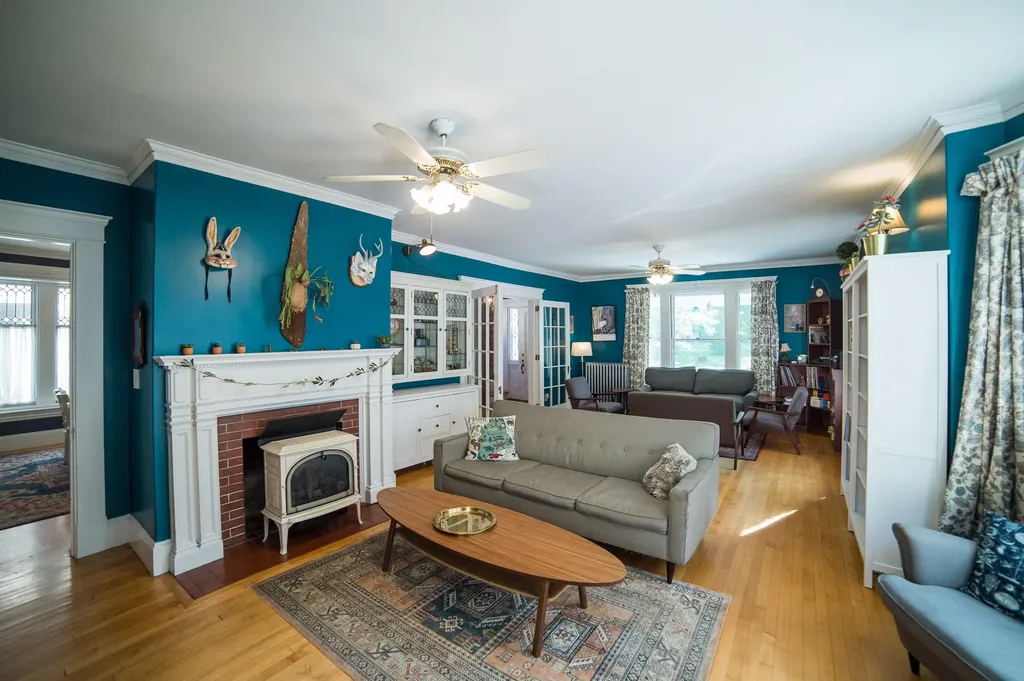 214 Broadway Bangor ME 04401