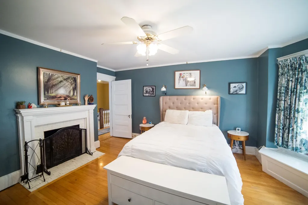 214 Broadway Bangor ME 04401