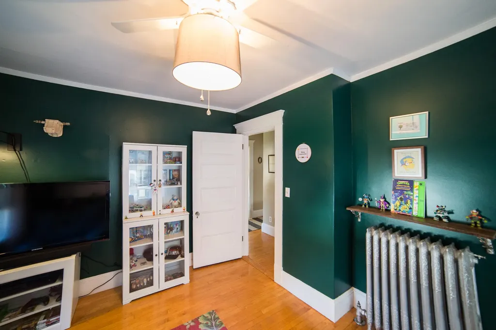 214 Broadway Bangor ME 04401