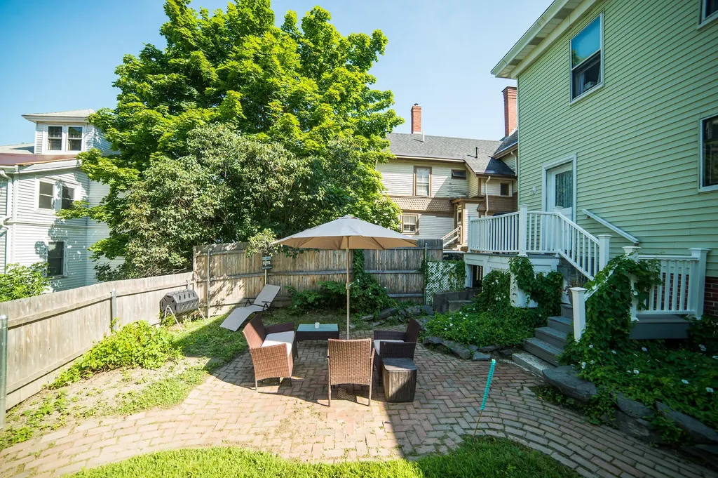 214 Broadway Bangor ME 04401