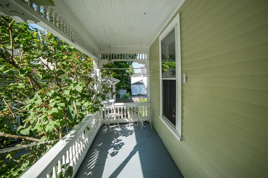 214 Broadway Bangor ME 04401
