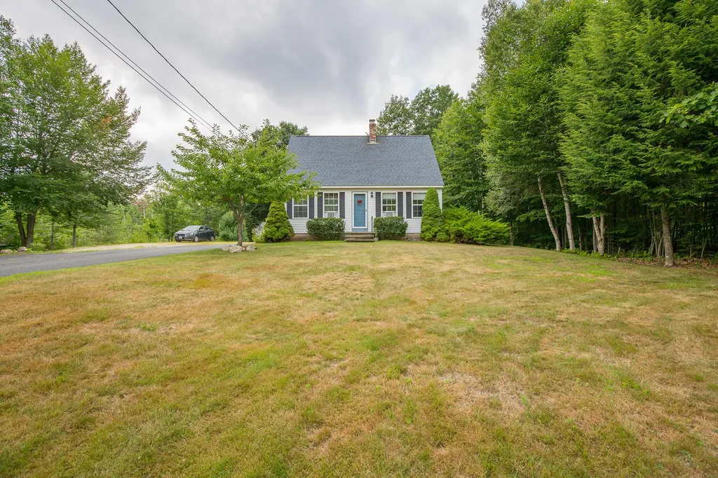 22 Kerri Farms Drive Standish ME 04084