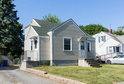18 Walton Street Portland ME 04103