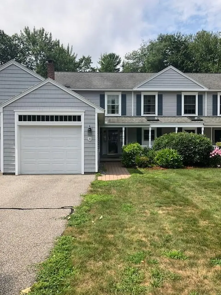 33 Stratford Place Kennebunk ME 04043