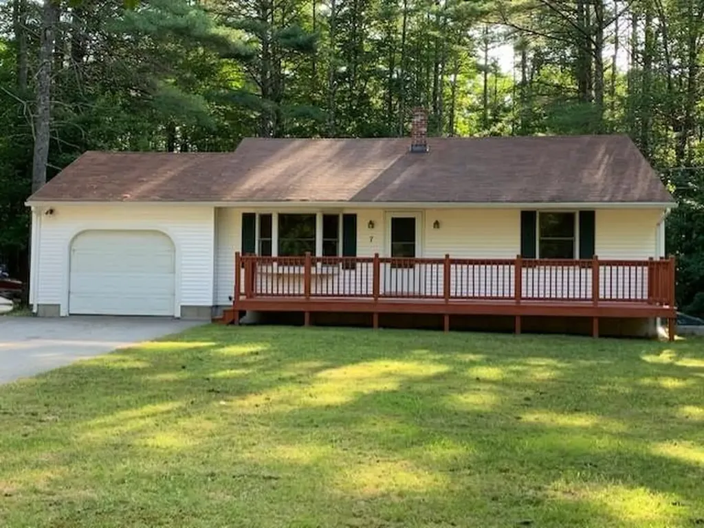 7 Whispering Pine Drive Limington ME 04049