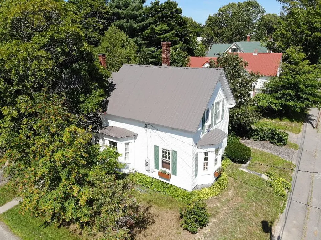 75 Oak Street Old Town ME 04468