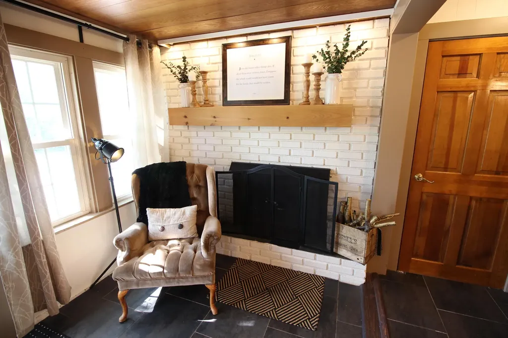 75 Oak Street Old Town ME 04468