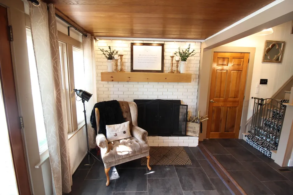75 Oak Street Old Town ME 04468