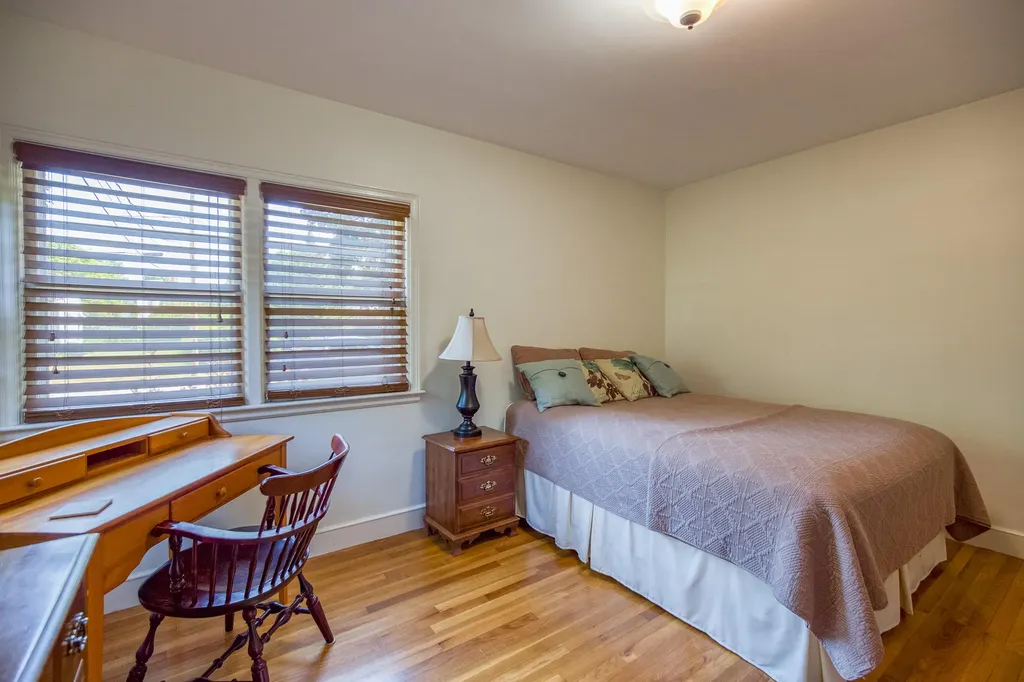 7 Park Lane Gorham ME 04038