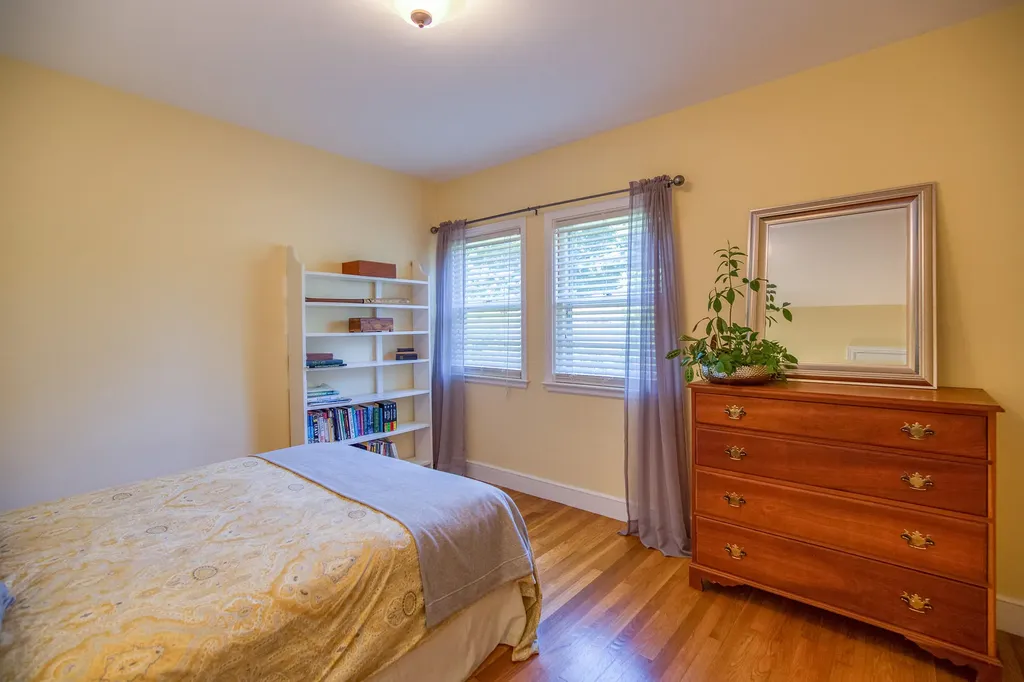 7 Park Lane Gorham ME 04038