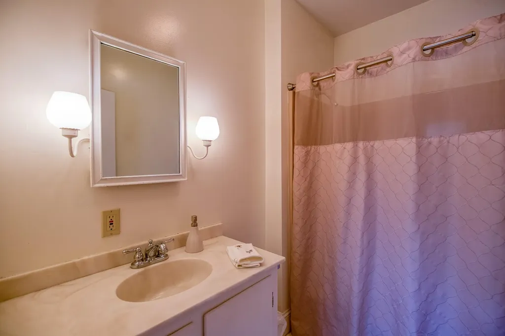 7 Park Lane Gorham ME 04038