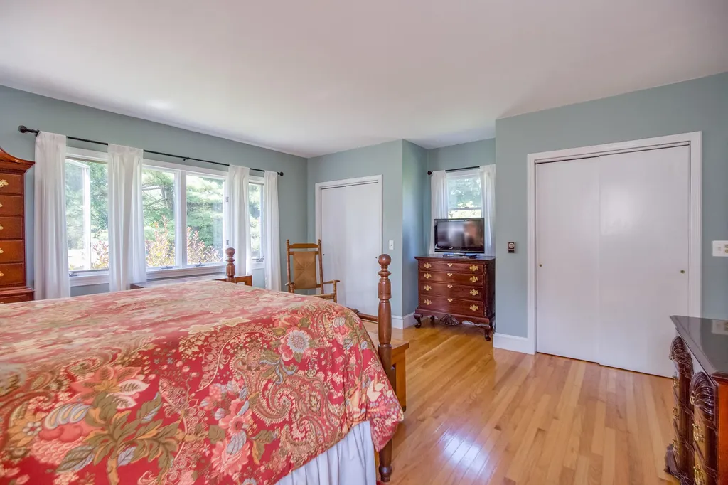7 Park Lane Gorham ME 04038