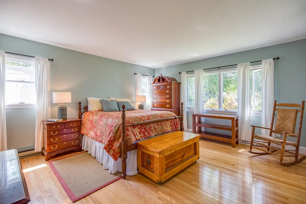 7 Park Lane Gorham ME 04038