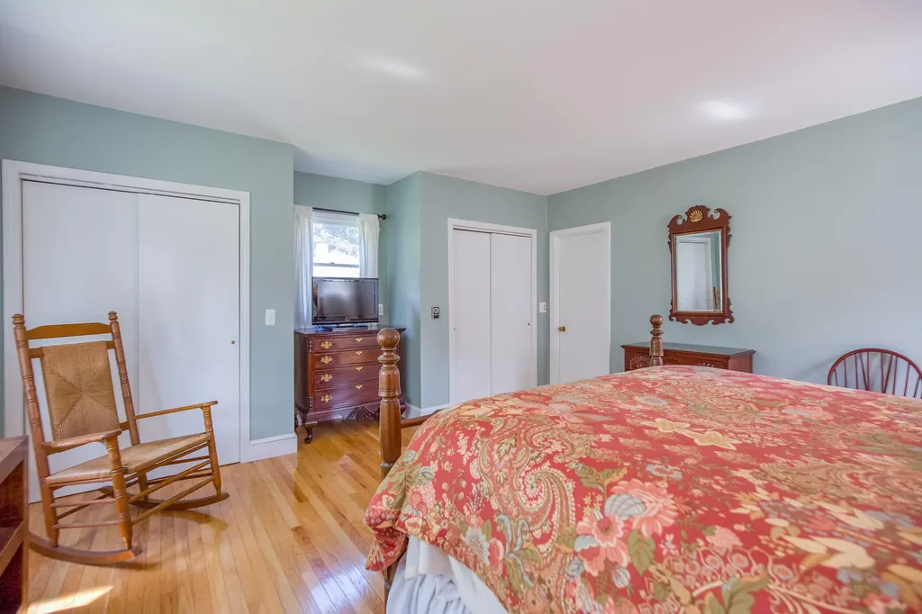 7 Park Lane Gorham ME 04038