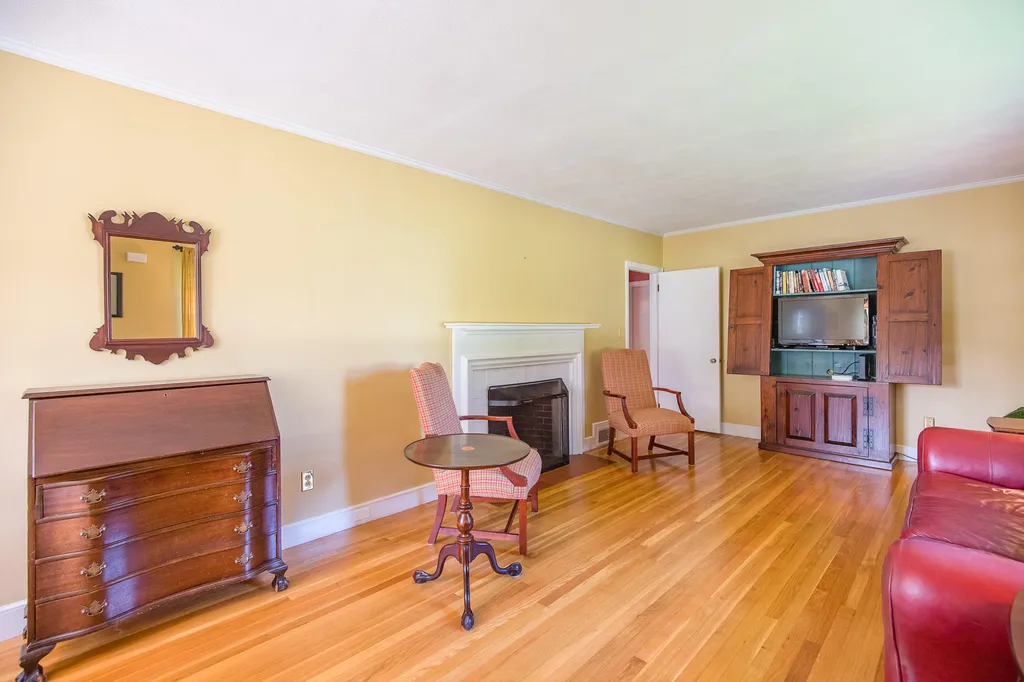 7 Park Lane Gorham ME 04038